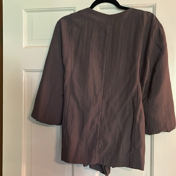 Lightweight jacket - Picture 5 of 6